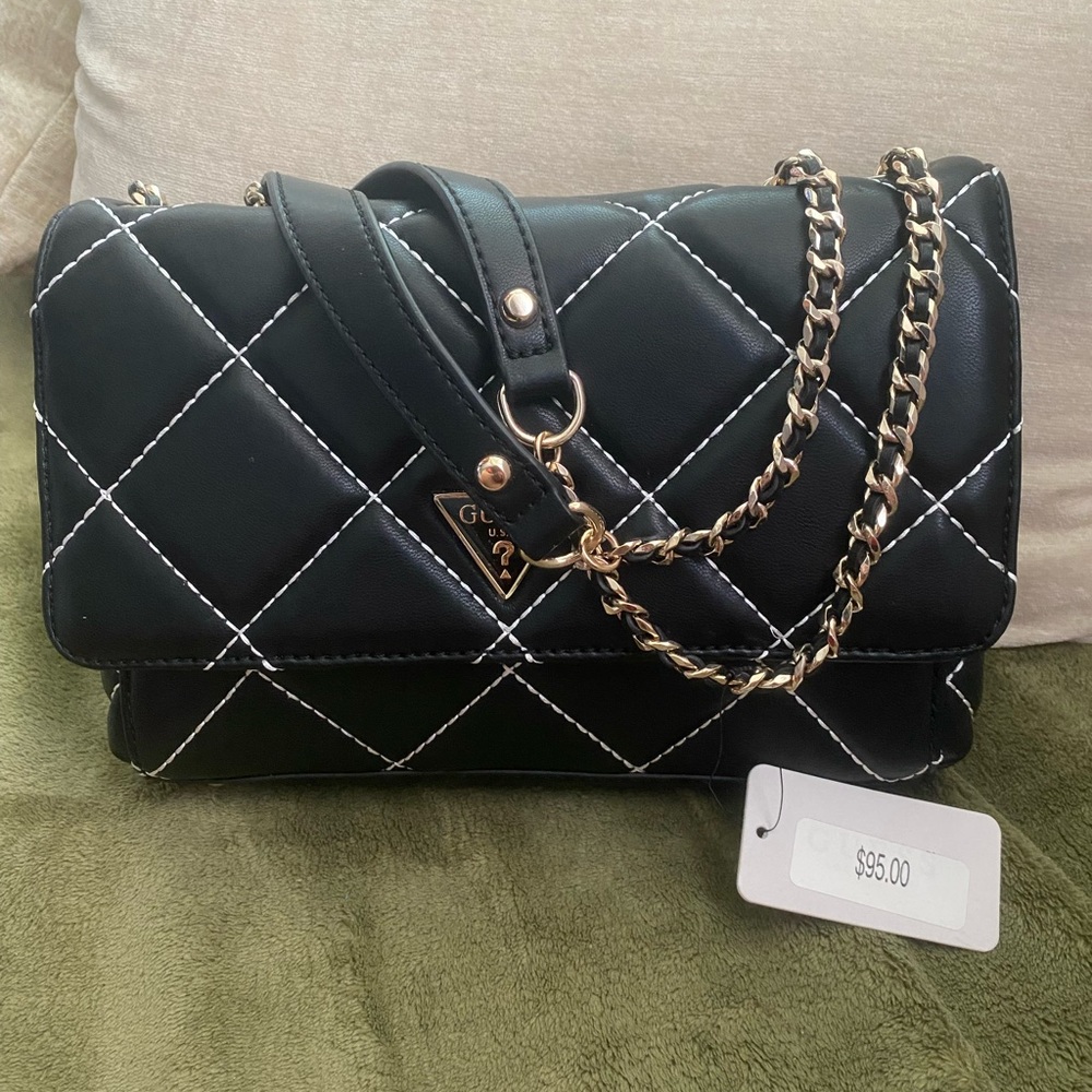 Black Quilted Chain Shoulder Bag